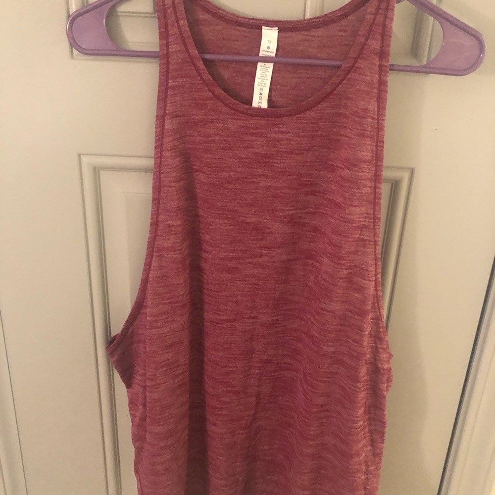 Lululemon tank